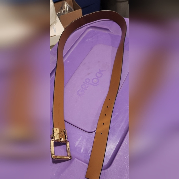 Michael Kors Leather Belt - Picture 5 of 7